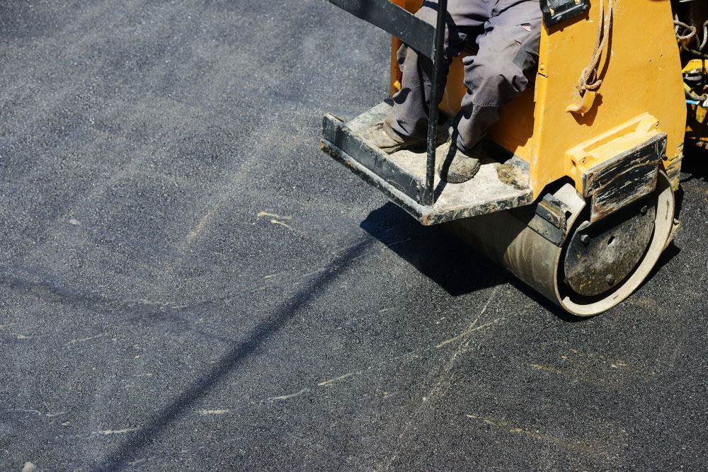 Signs of Expert Asphalt Sealcoating