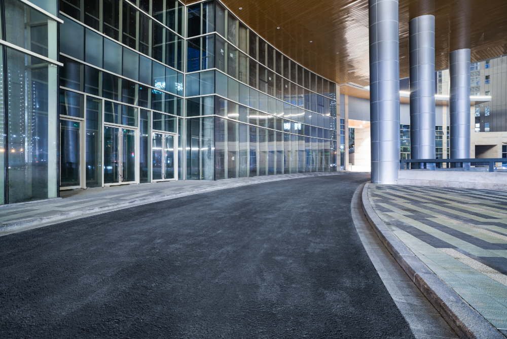 The Ultimate Guide to Commercial Property Asphalt Maintenance