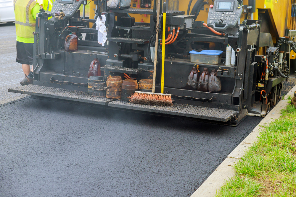 How Proper Asphalt Paving Can Increase Road Safety