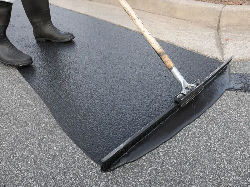 Asphalt Sealcoating