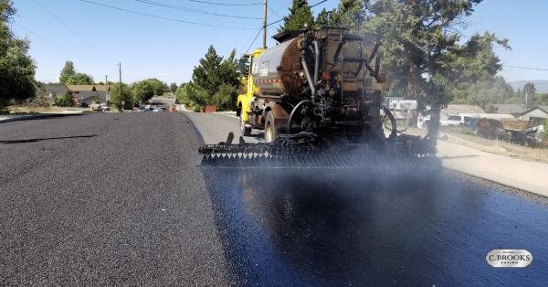Asphalt vs Concrete: Weighing Your Options 1 Asphalt vs Concrete
